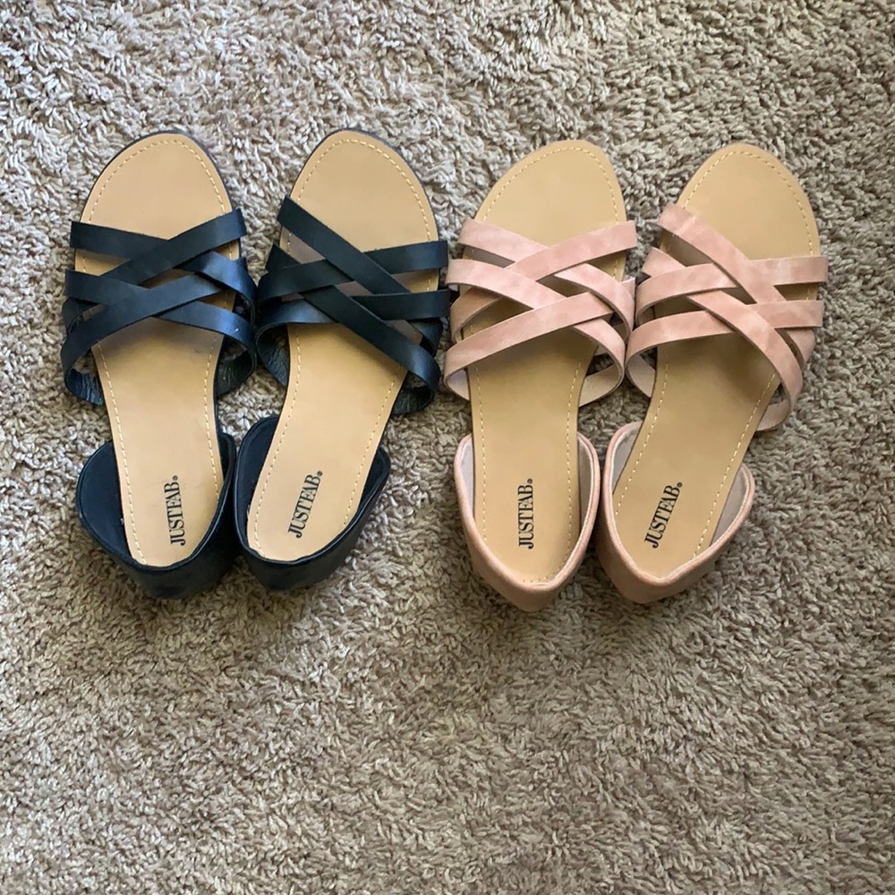 Just fab flats. Both pair included!